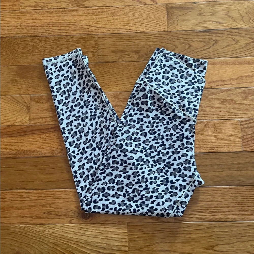 Aerie Gray Leopard Print Crossover High Waisted Leggings